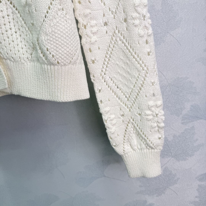 chr1st1an D10r sweaters